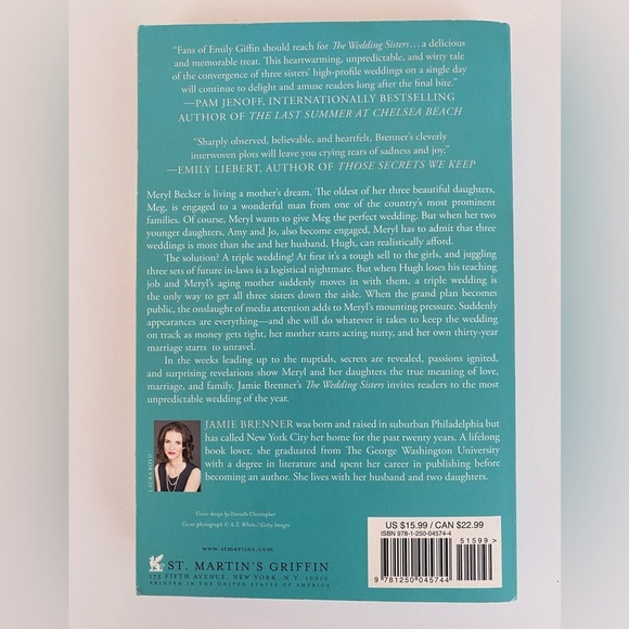 Set of 4 Assorted SoftBack Books by Popular Authors - Great for Any Book Lover - Picture 6 of 11